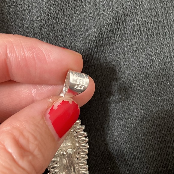 925 silver/zirconia Our Lady of Guadalupe pendant - Picture 4 of 7